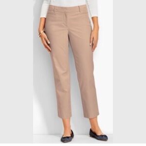 Talbots Signature khaki notched capris size 6